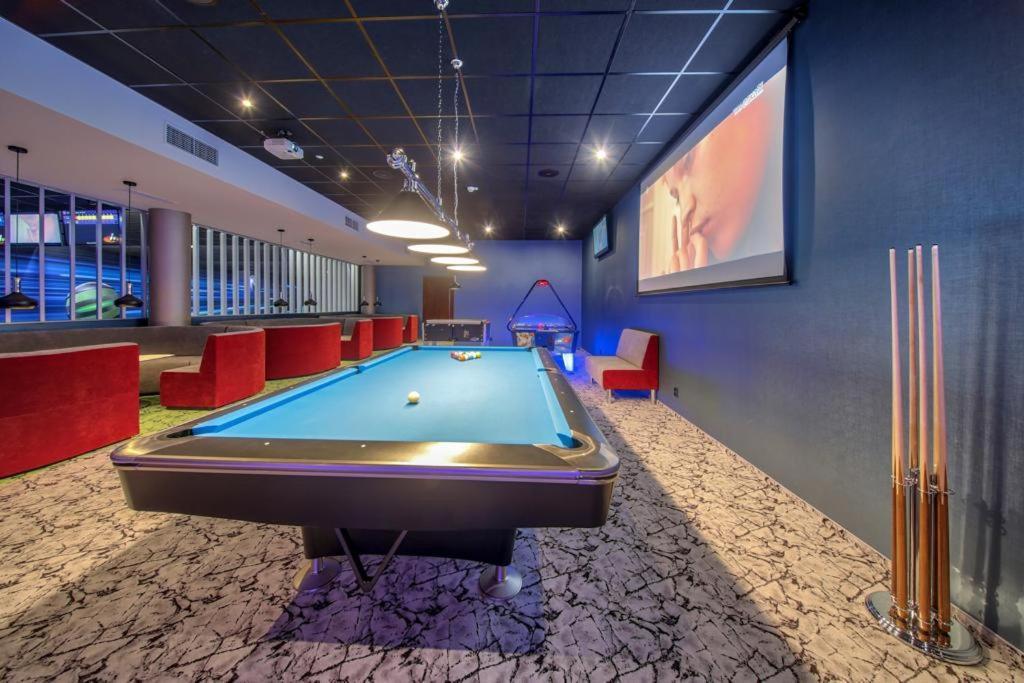 Hotel Arkas Прушкув Экстерьер фото
