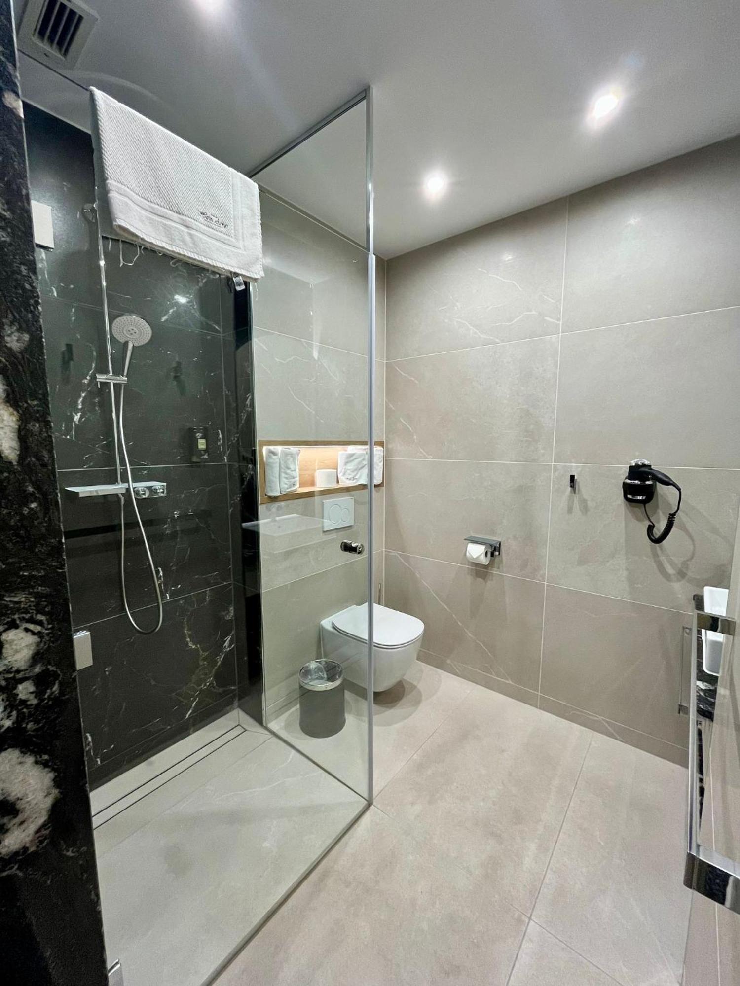 Hotel Arkas Прушкув Экстерьер фото