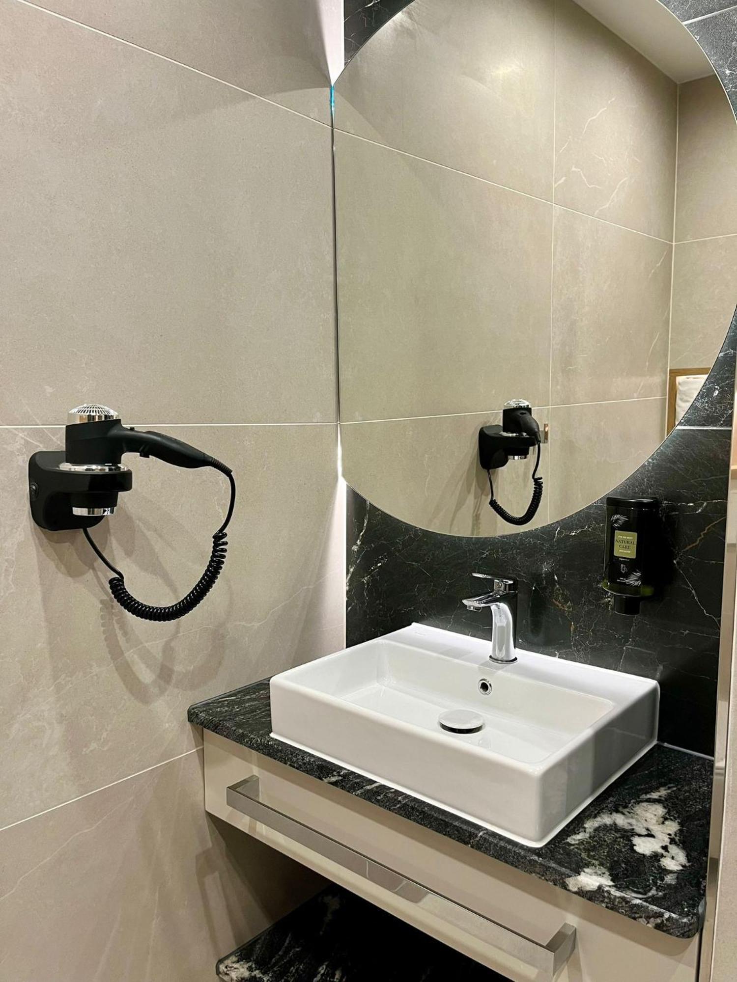 Hotel Arkas Прушкув Экстерьер фото